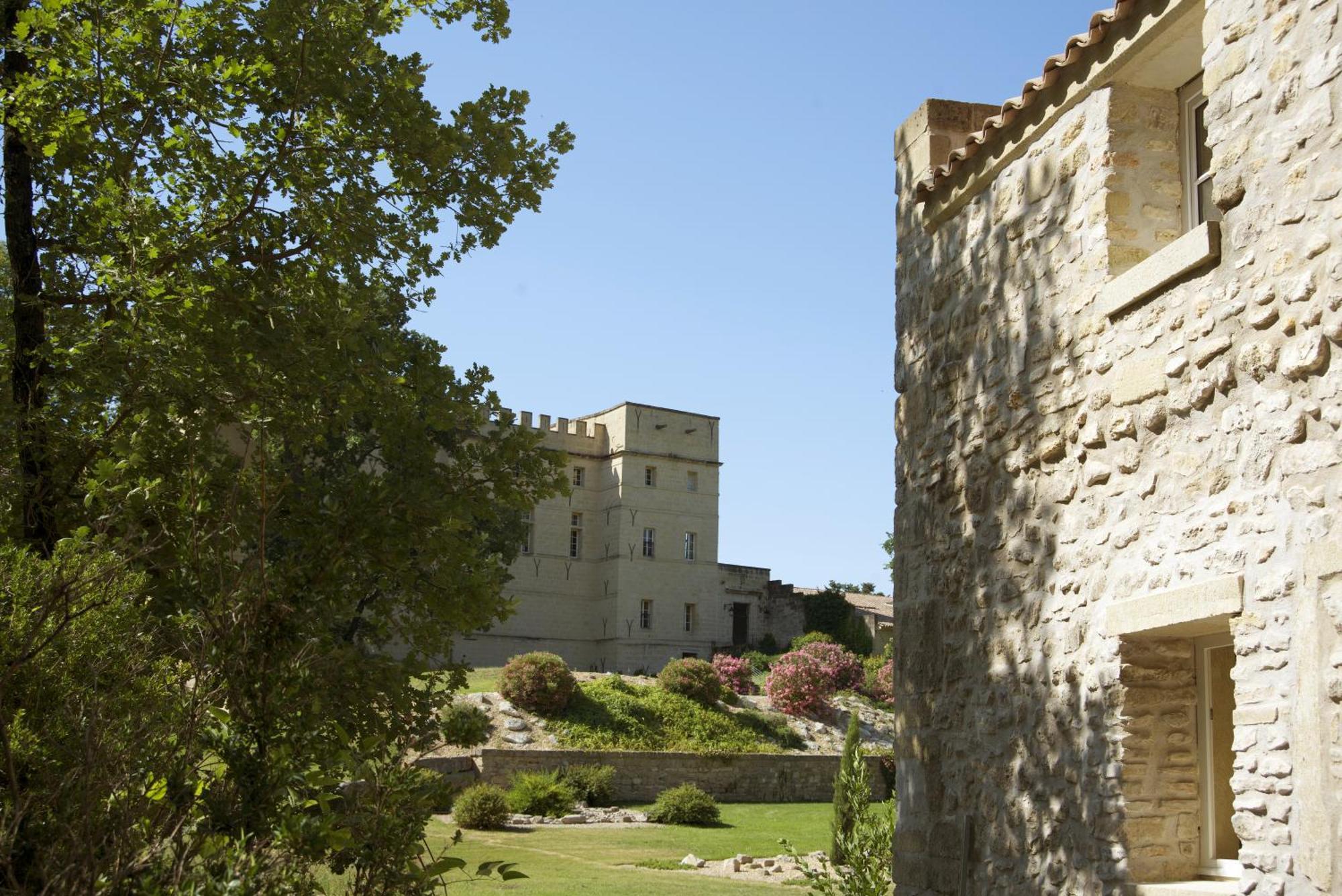 Hotel Chateau De Pondres Villevieille Exterior foto